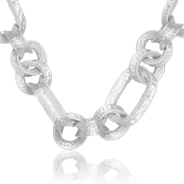 925 silver plated Modern chunky chain Statement necklace by Artita Gallery featuring bold sculptural links. A modern statement necklace designed for everyday luxury and timeless elegance.